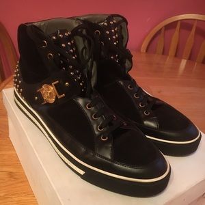 black and gold versace slippers